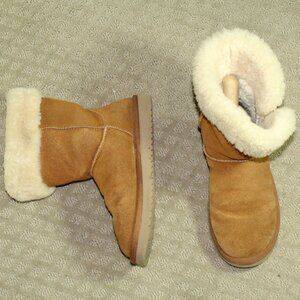 Koolaburra by Ugg Women's 6 Tan Suede Boots Style# 1018823